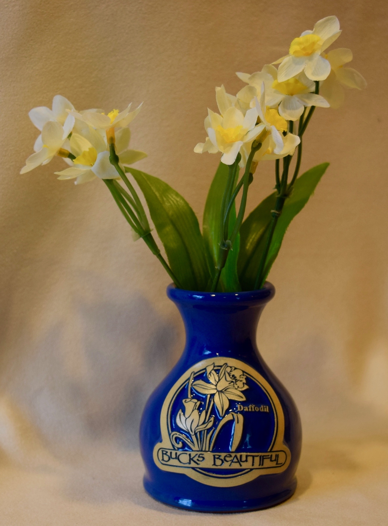 Bud Vase Bucks Beautiful